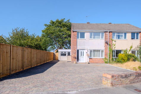 Stafford Road, Caldicot, NP26 5