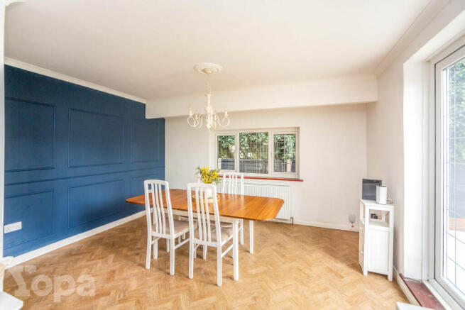 6 Kitchen