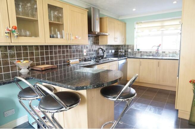 Kitchen / Breakfast