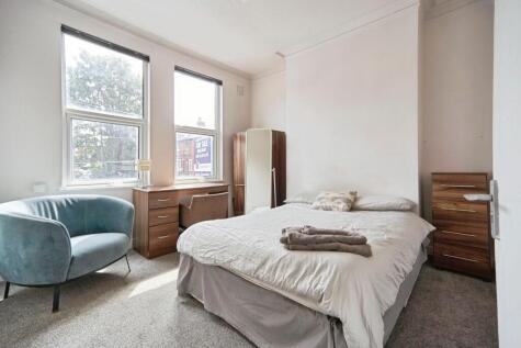 Brudenell Grove, Leeds, LS6