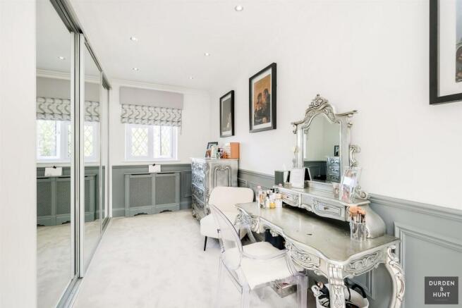 lyndhurst rise-15_1.jpg