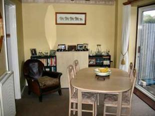 Dining room 11'5 x 8'9