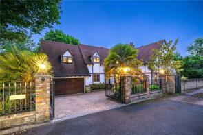 Grantchester, Coombe Bank, Kingston Upon Thames KT2 7DN