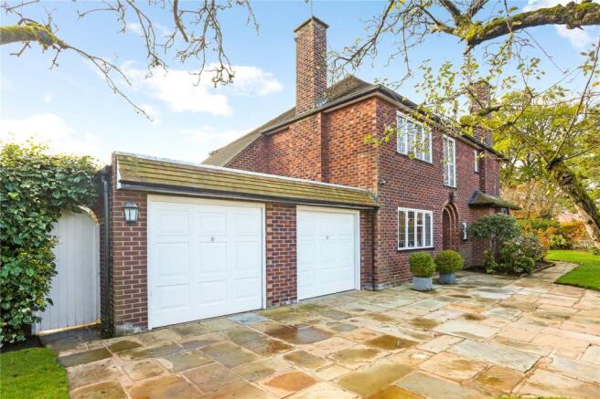 Drive/Double Garage