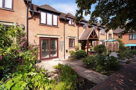 Parsonage Court, Cherry Orchard, Highworth, Swindon, SN6 7TJ