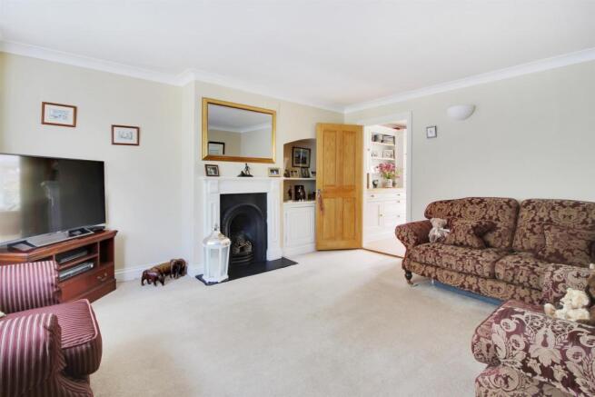Sitting Room 2.jpg