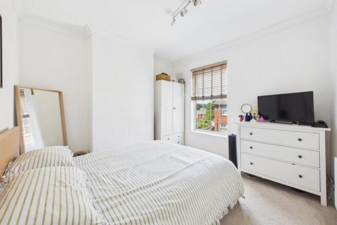 2 bed Terraced for sale Image 6