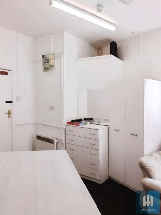 2 bed Apartment to rent Image 6