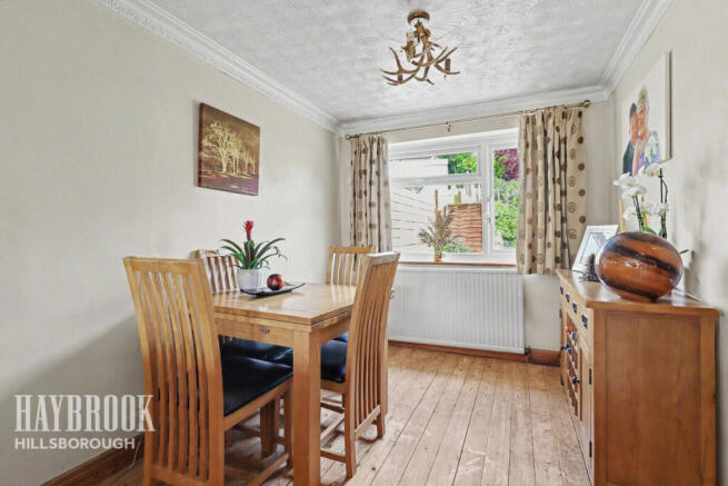 3 bed Semi-Detached for sale Image 4