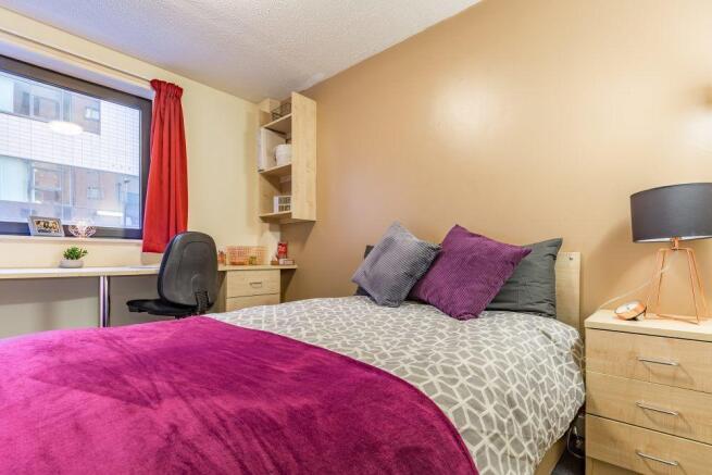 Studio to rent in sheffield