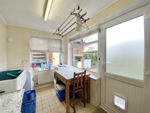 3 bed Detached for sale Image 6