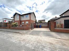 6, Langwyth Road, Burnley BB10 3JX