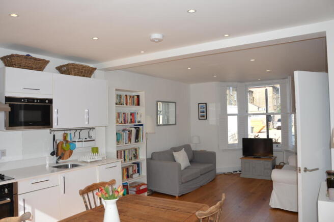 Photo 13