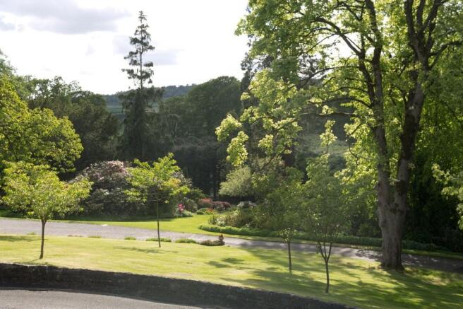Gardens and groun...
