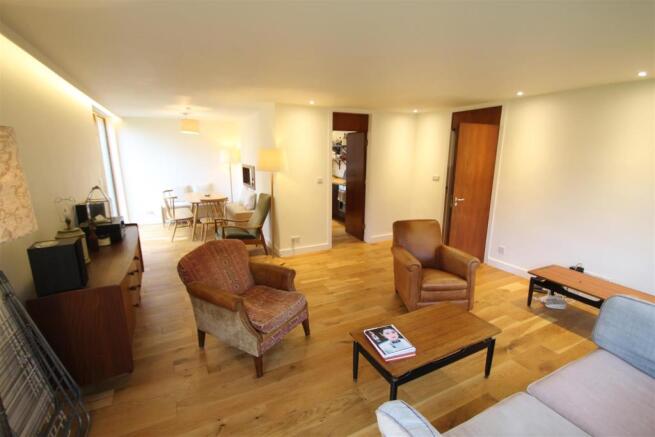 11 Ardmore living room 2 .JPG
