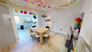 47, Cromwell Street, Nottingham NG7 4GL