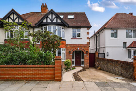 New Church Road, Hove, BN3