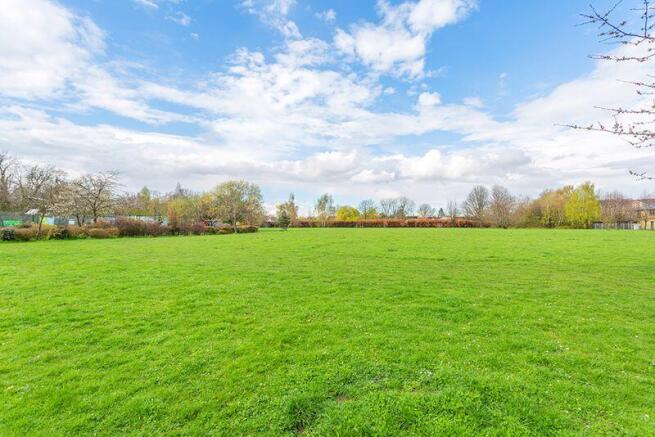 Giggs Green