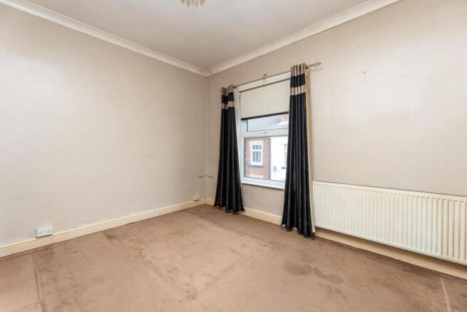 2 bed Terraced for sale Image 7