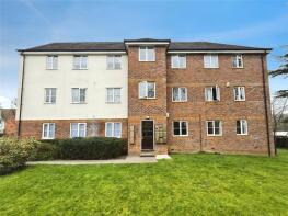 Flat 19, Branscombe House, Gisburne Way, Watford WD24 5HQ