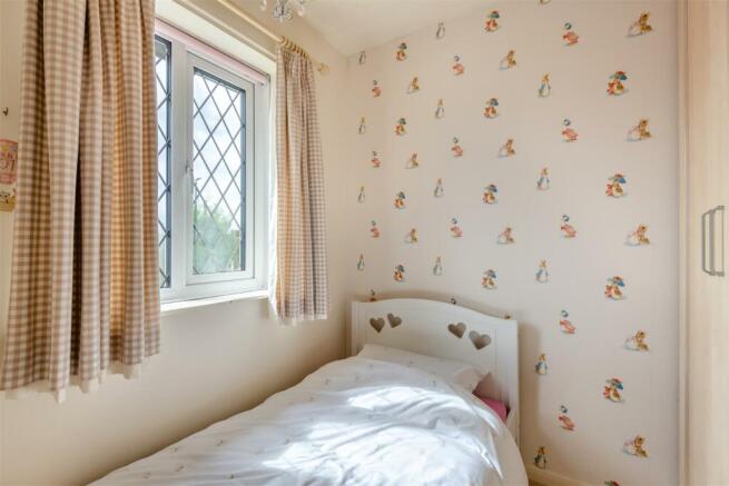 8589419-interior26.jpg
