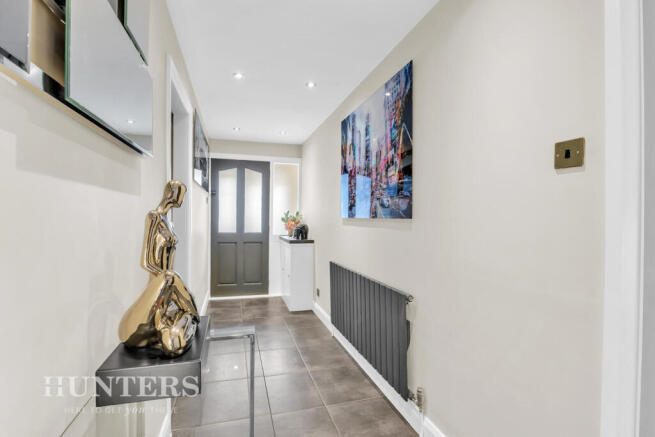3 bed Semi-Detached Bungalow for sale Image 8