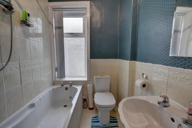 Bathroom.jpg