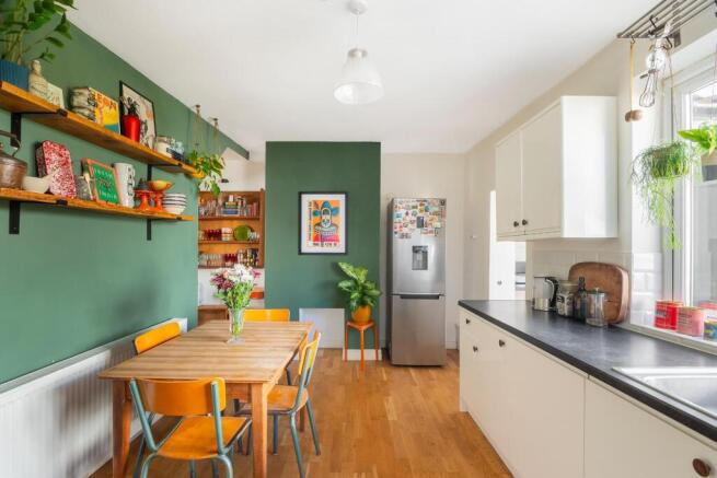 0C2REV - Kitchen E.jpg