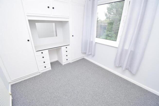 2 bed Semi-Detached to rent Image 7