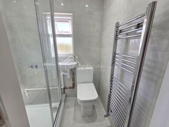 4 bed Semi-Detached for sale Image 9