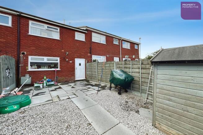 2 bed Terraced for sale Image 12