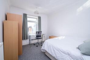 18, Beswick Avenue, Bournemouth BH10 4EY