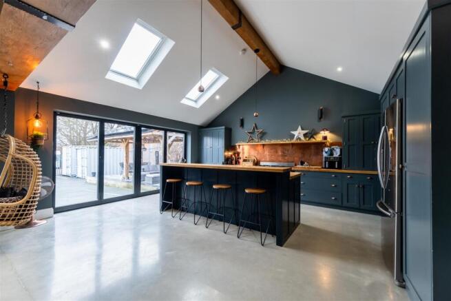 Network House-001.jpg