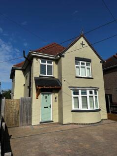 London Road, Raunds, Wellingborough, NN9