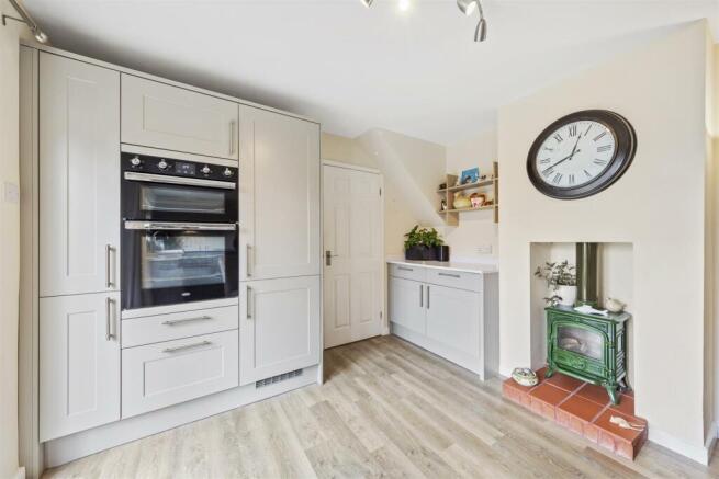 31ChelvestonRdWeb35.jpg