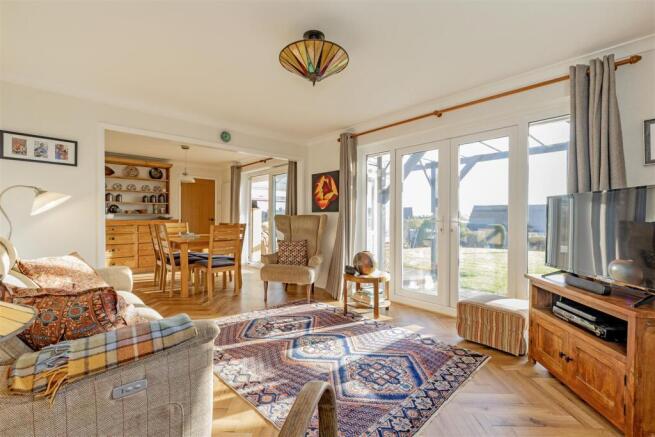 Open Plan Reception Room