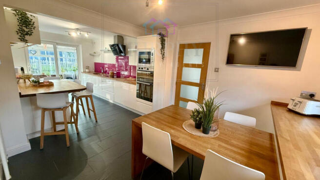 WhatsApp Image 2026-03-19 at 18.38.04 (2).jpeg