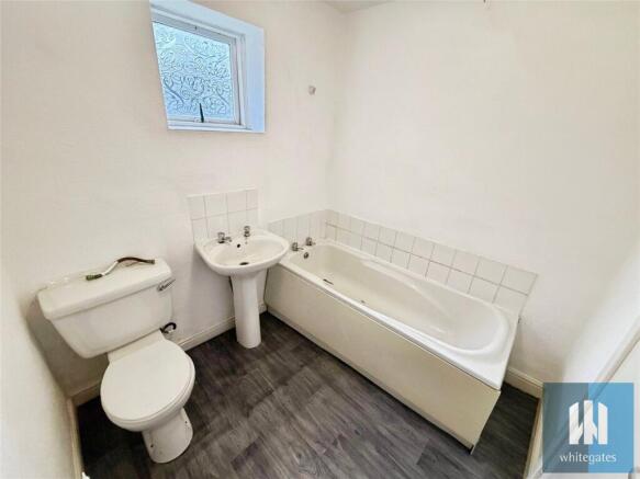 2 bed Terraced to rent Image 11