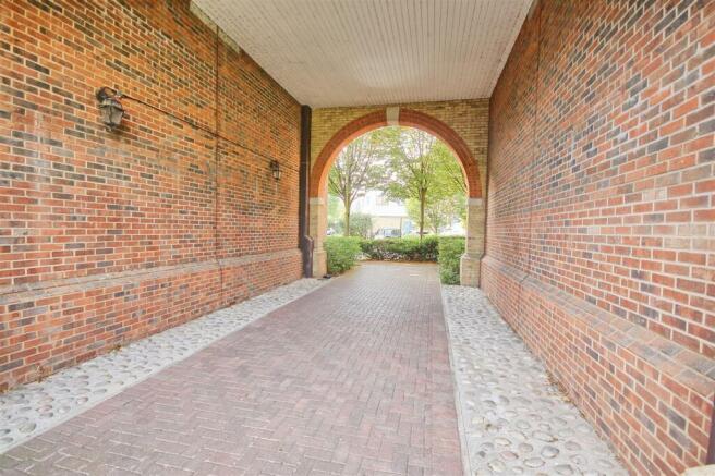 SIDE PASSAGE