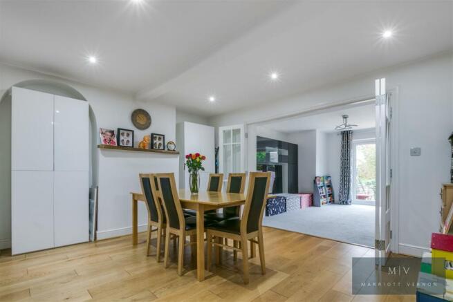 Star Lane 7 MV-11.jpg