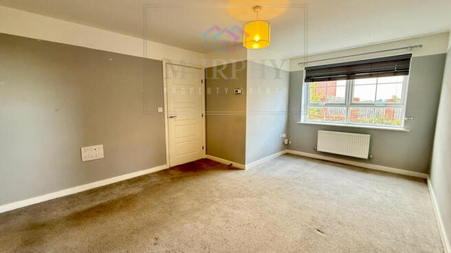 3 bed Semi-Detached for sale Image 3