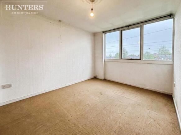 3 bed Semi-Detached for sale Image 8