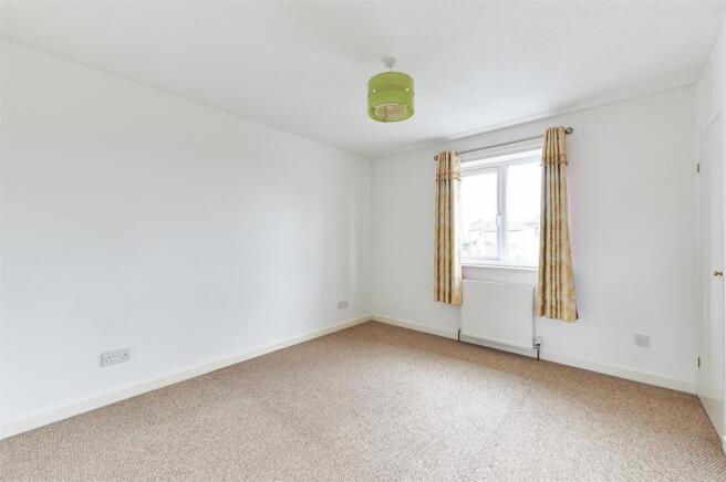 3 Adams Close-3.jpg