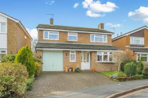 2, Hazeldene Gardens, Banbury OX16 9YL