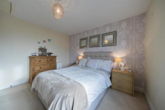 46 Foxhill Close-015.JPG