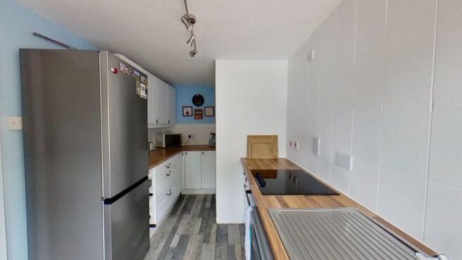 Photo 9