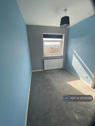2 bed Terraced to rent Image 12