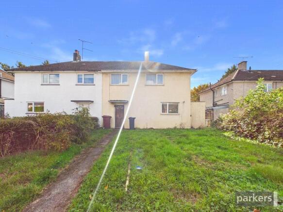 3-bed semi-detached on Hartland Road, Reading, Berkshire, RG2, £350,000