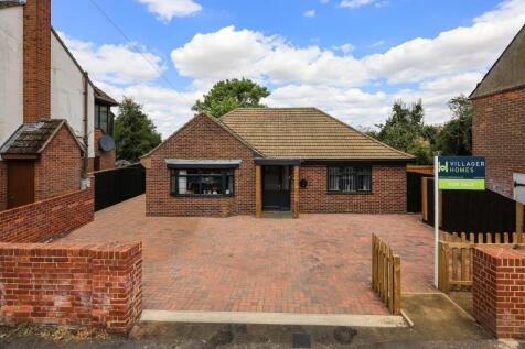 High Street, Brampton, PE28