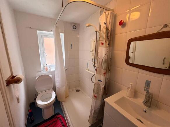 5 bed Terraced for sale Image 6